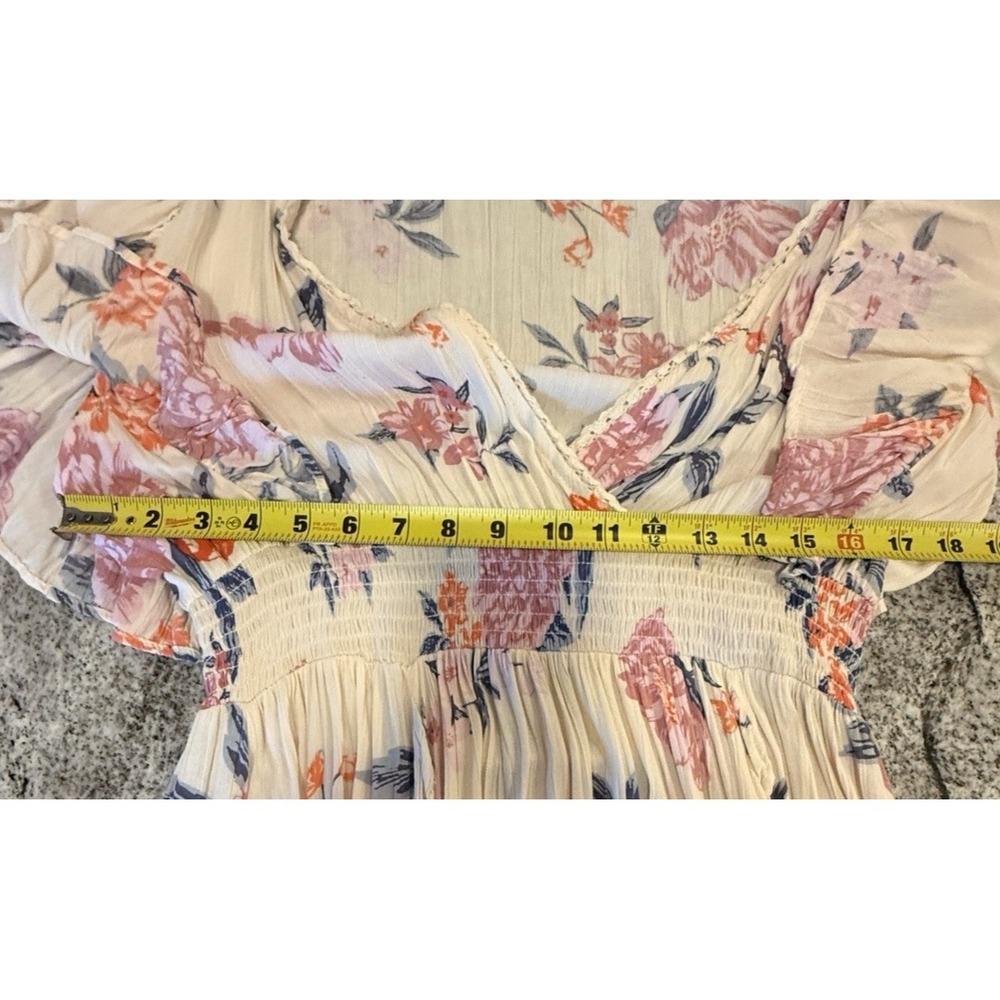Angie Mini Floral Sun Dress Size L V-Neck Flutter Sleeve Ruffle Crochet Flowy - Picture 8 of 9
